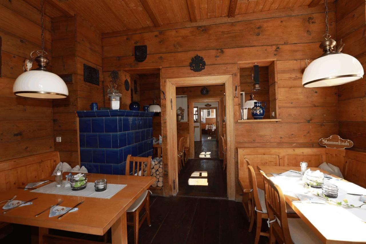 Hotel Weinstube Sinas Brettl Nördlingen Exterior foto